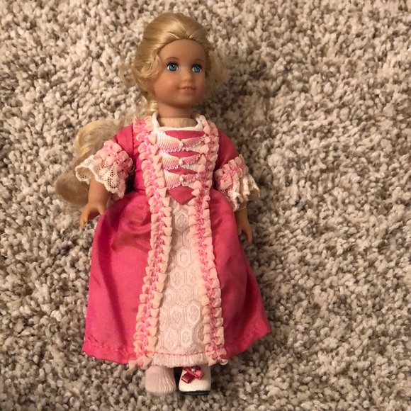 Mini American Girl Dolls - Picture 4 of 8